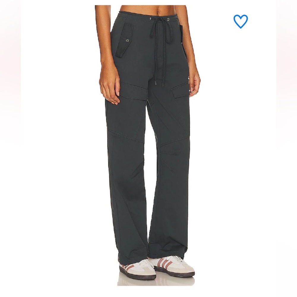 🖤 SUPERDOWN 🖤 Beck Cargo Pant XXS NWT‎ ✨Utility-Chic Black Streetwear Vibe✨